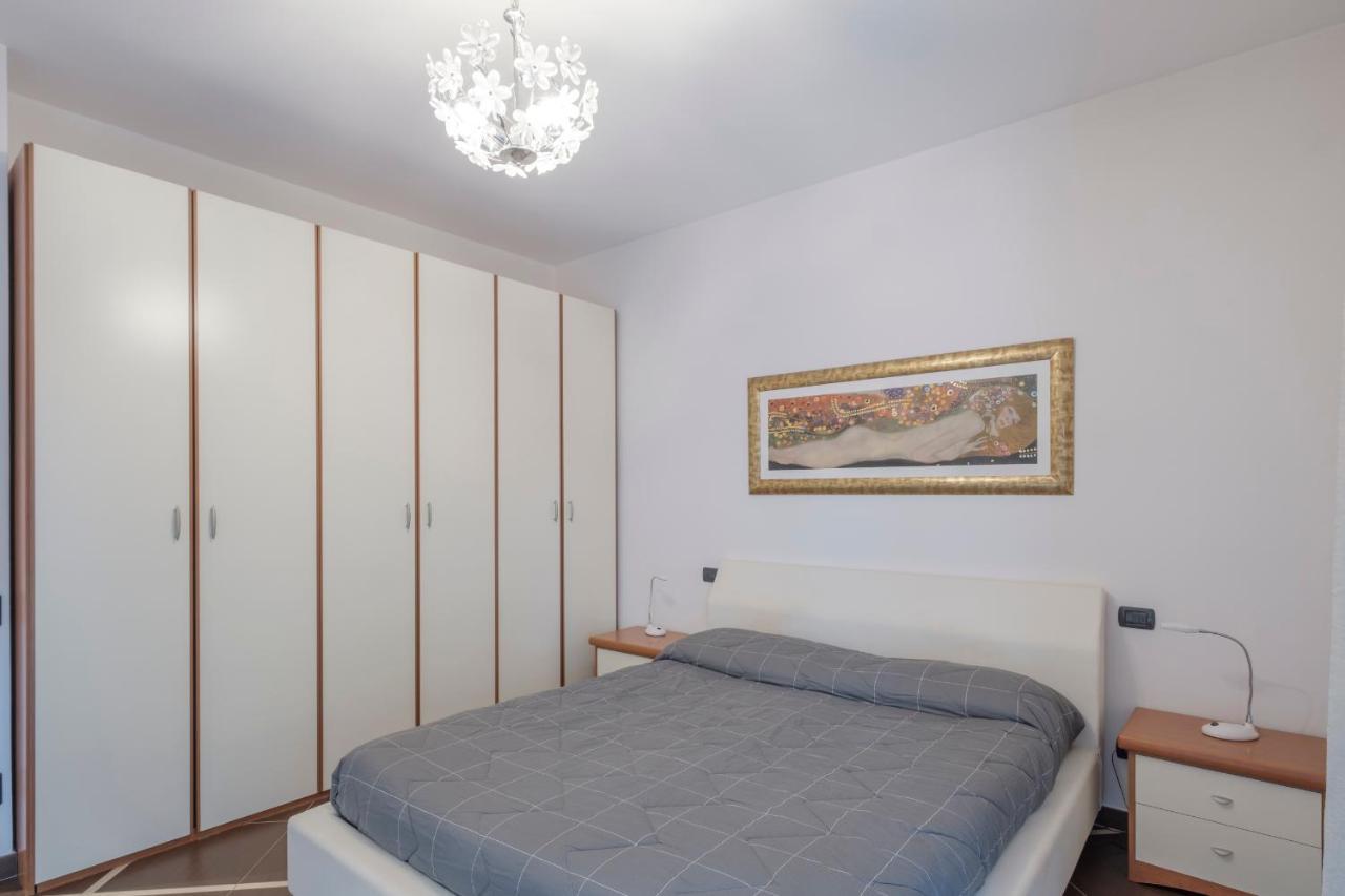 Aura Home Sirmione - 2 Bedrooms Apartment Luaran gambar