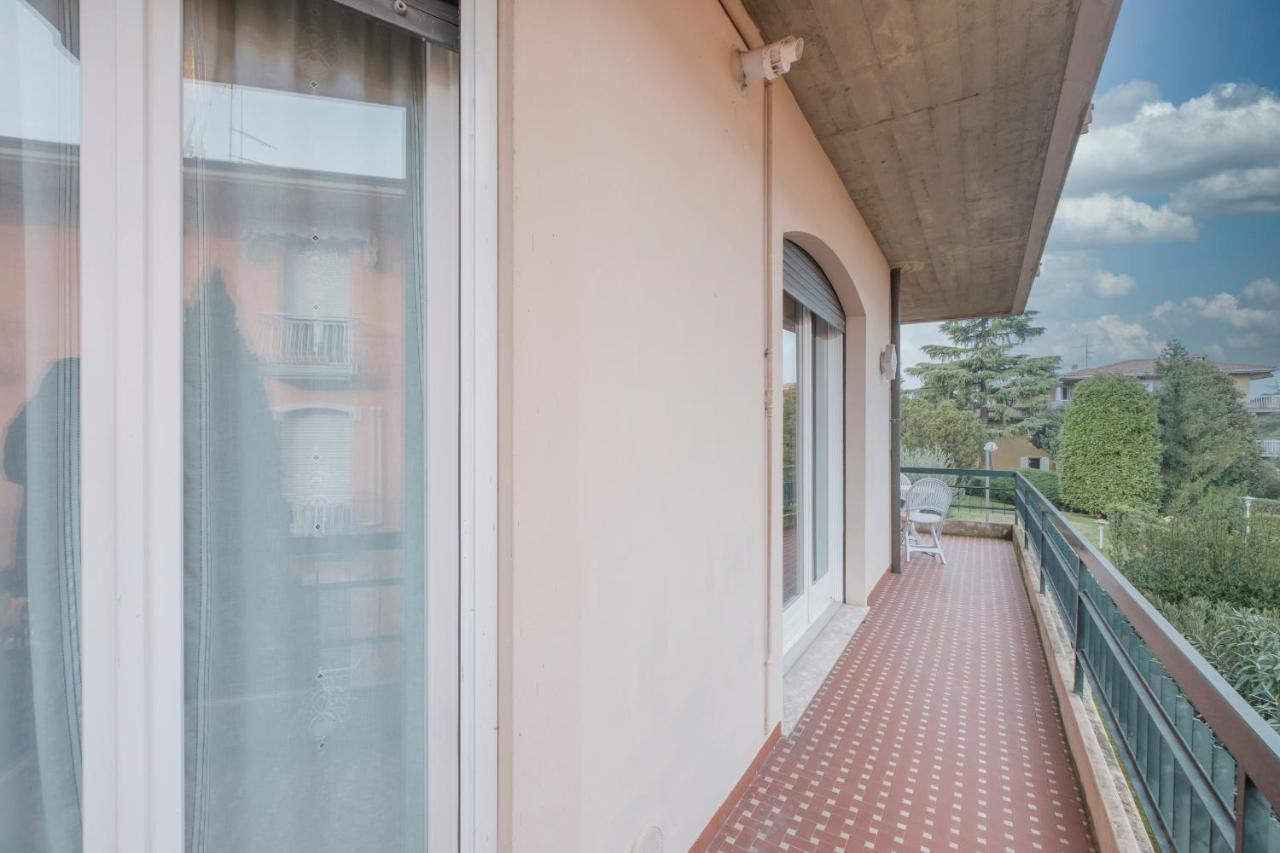 Aura Home Sirmione - 2 Bedrooms Apartment Luaran gambar