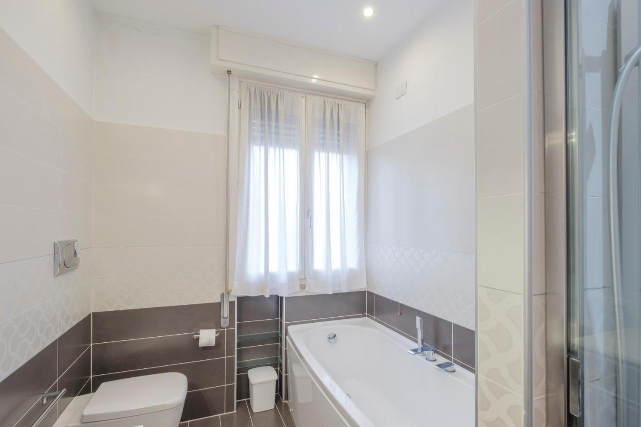 Aura Home Sirmione - 2 Bedrooms Apartment Luaran gambar