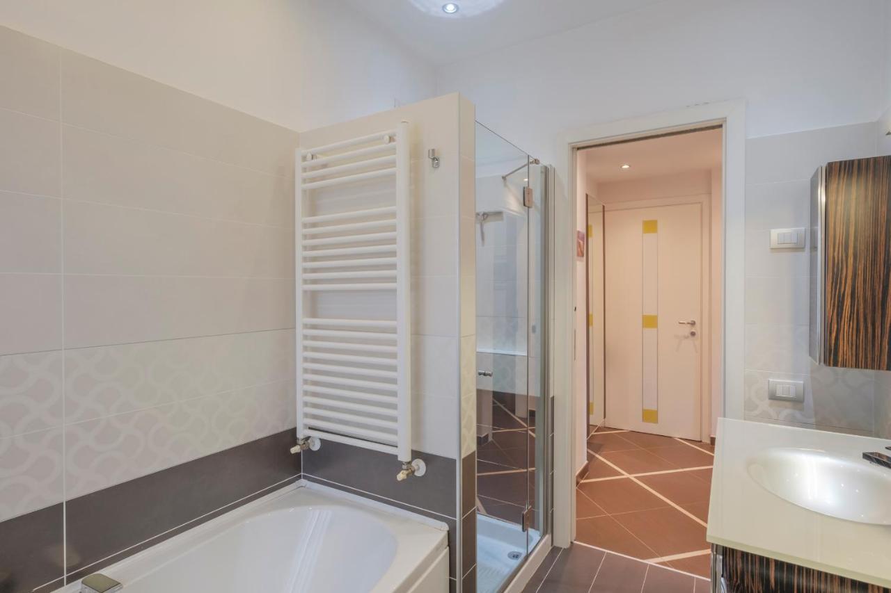 Aura Home Sirmione - 2 Bedrooms Apartment Luaran gambar
