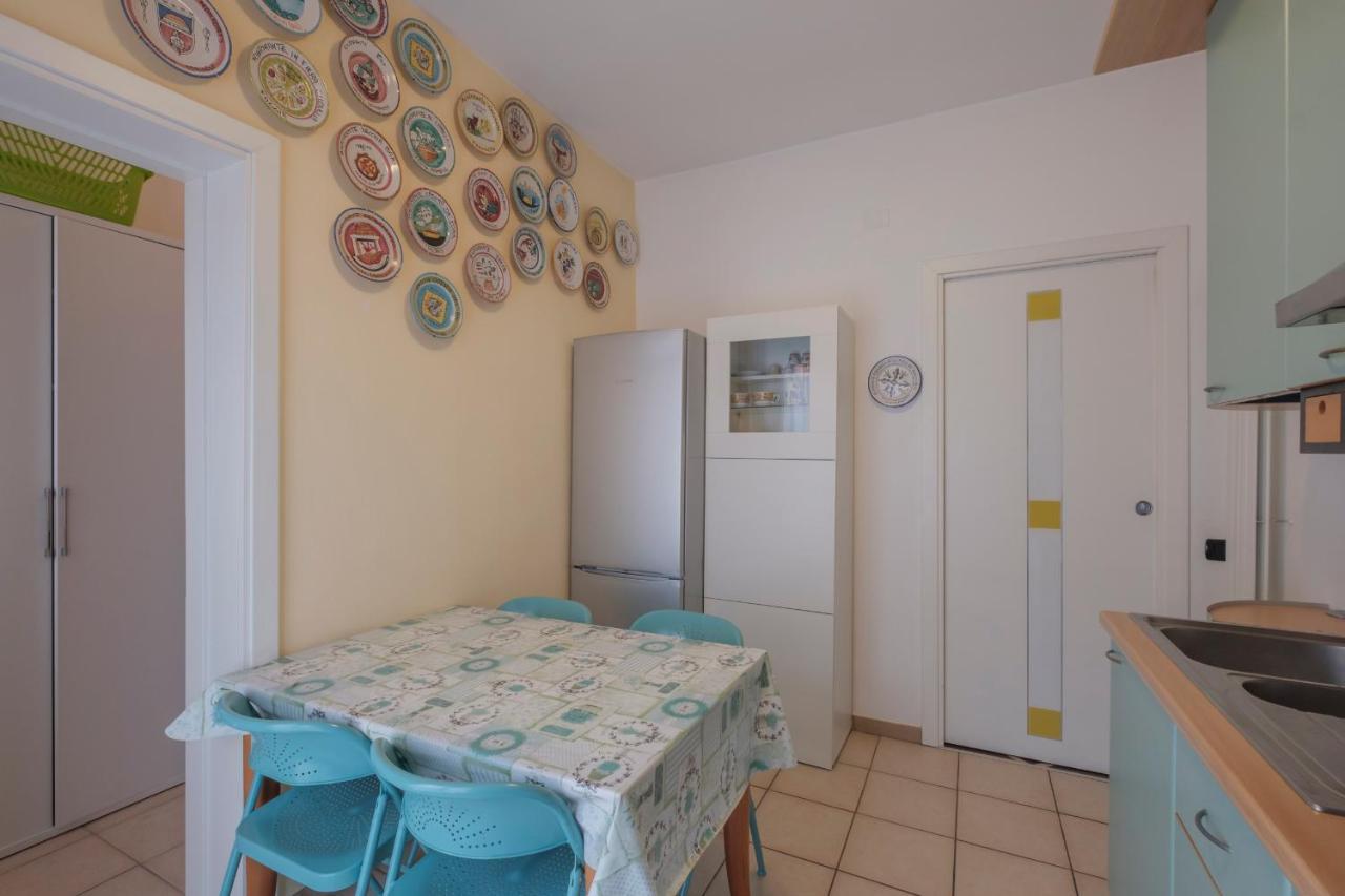 Aura Home Sirmione - 2 Bedrooms Apartment Luaran gambar