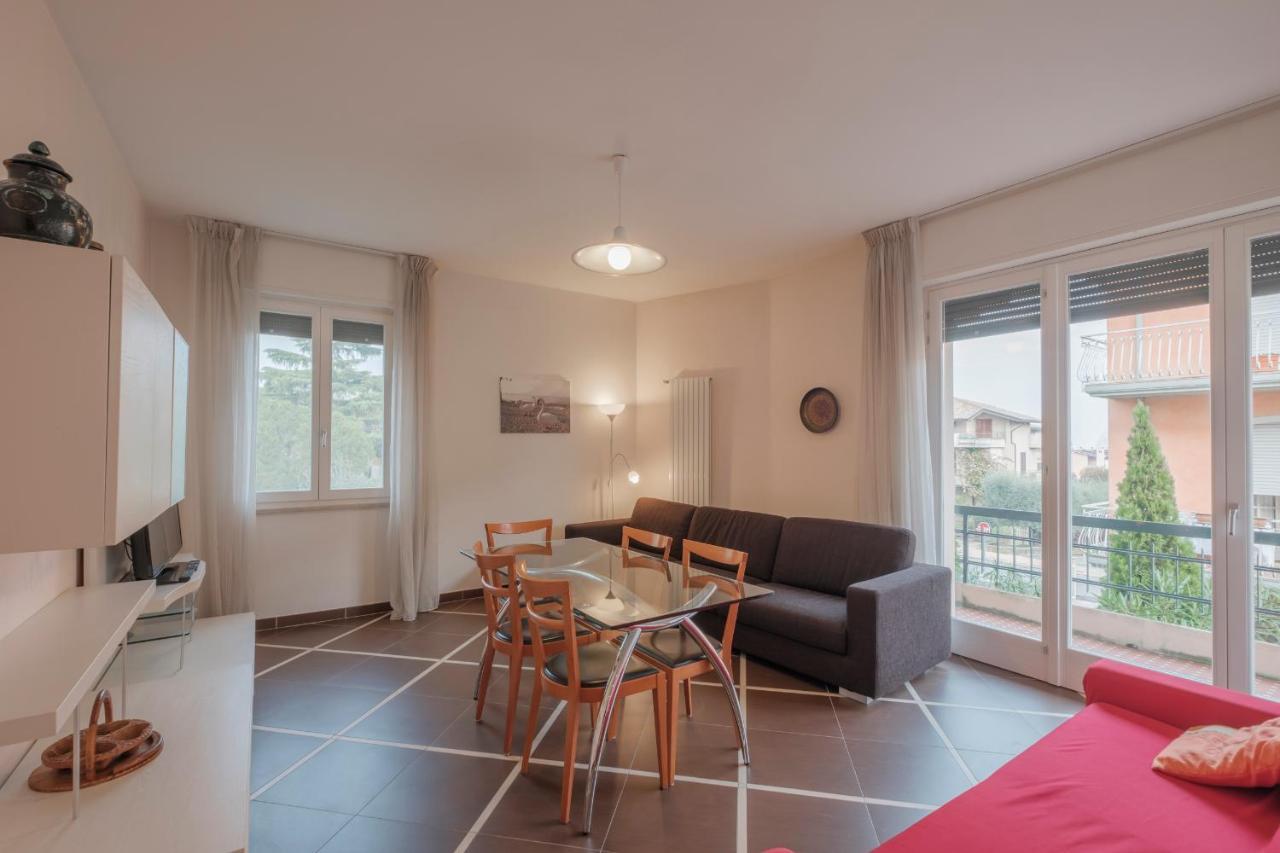 Aura Home Sirmione - 2 Bedrooms Apartment Luaran gambar