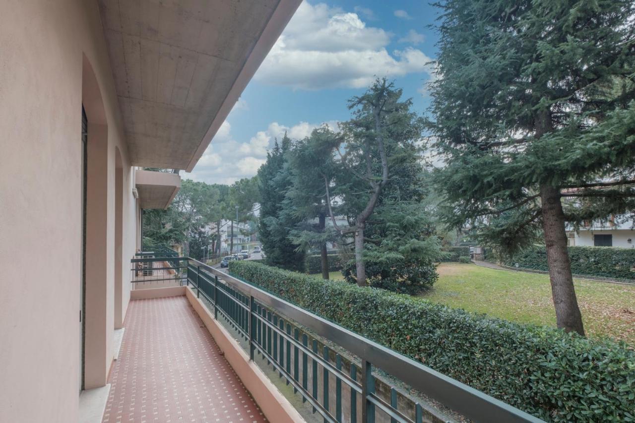 Aura Home Sirmione - 2 Bedrooms Apartment Luaran gambar